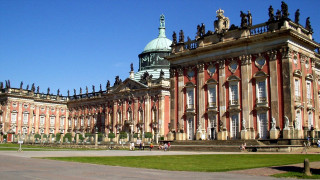 Large building tower clock green - gaudy free wallpaper