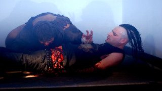 Dreadlocks man lying blood fire - dreadlock free wallpaper for desktop