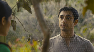 Man woman forest netted fence - samikshavad free wallpaper