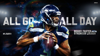 Football player holding ball all - video game free wallpaper for desktop
