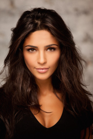 Ayshia tasksin portrait longhair blackshirt - ayshia taşkın free wallpaper