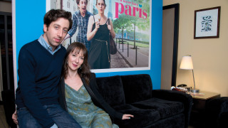 Man woman couch livingroom poster - a couch in a living room free wallpaper