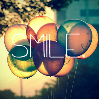 Balloons smile air tree colorful - art photography free wallpaper