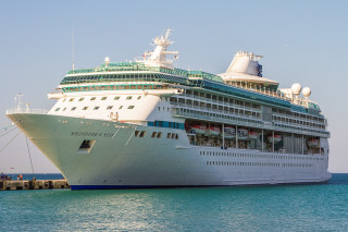 Cruise ship dock water people - the deck free wallpaper