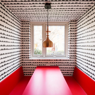 Kitsch flemish baroque red table - a red bench free wallpaper