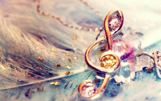 Musical note feather diamond necklace - a diamond necklace free wallpaper