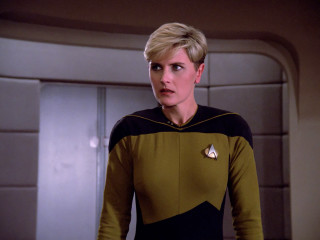 Woman star trek uniform hologram - a door open free wallpaper