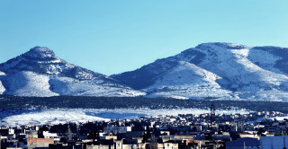 City mountains snow ground foreground - the ground in the foreground free wallpaper
