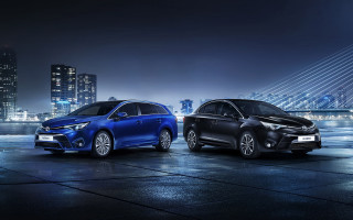 Cars parked city night bridge - two car free wallpaper