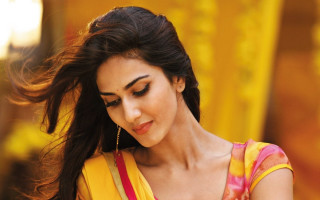 Woman yellow sari cellphone outside - outfit free wallpaper