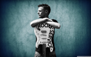 Man holding guitar shirt moon - christian w. staudinger free wallpaper