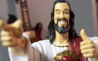 Jesus statue golden apple thumbs - bob singer free wallpaper