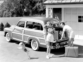 Loading luggage man woman dog - luggage free wallpaper