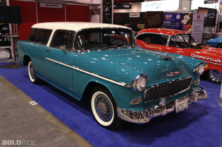 Car show display blue carpeting - other car free wallpaper