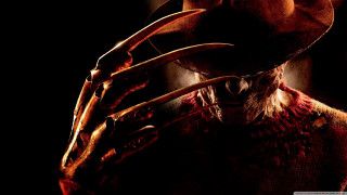 Creepy man hat bloody face 2 - a creepy looking man free wallpaper