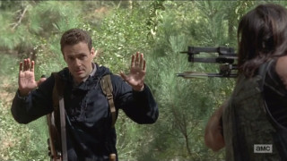 Man gun woman camera shoulder - epic scene free wallpaper