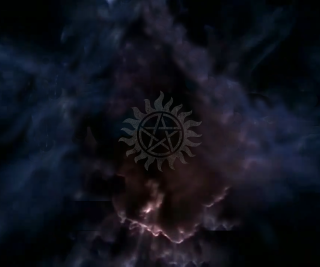 Dark background pentagram star center - free new year wallpaper for desktop