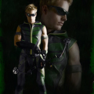 Man green black gun woman - heroic pose free wallpaper for tablet