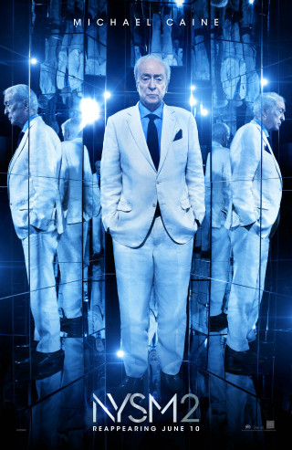 Man suit mirror reflection standing - christo free wallpaper for mobile