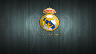 Real madrid logo green background - real free wallpaper for desktop