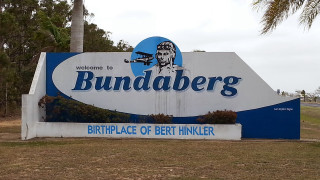 Birth place sign man image - a sign free wallpaper