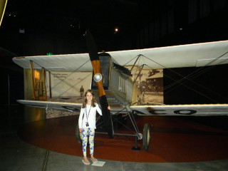 Girl plane night smile hand - heidelberg school free wallpaper