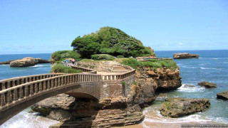 Bridge water island people walking - the bridge free wallpaper for desktop