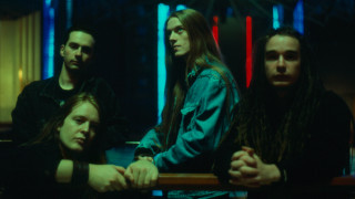 Group people room lights table - the wall and a table free wallpaper