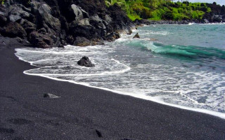 Black sand beach waves rock - wave free wallpaper for desktop