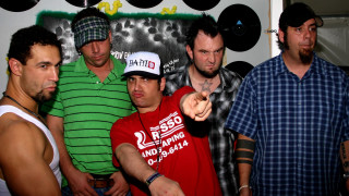 Men group polka dot walls - art brut free wallpaper for desktop