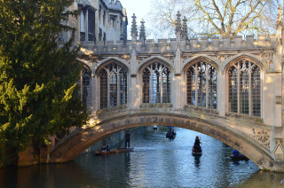 Bridge boat arched windows neo - window free wallpaper for desktop