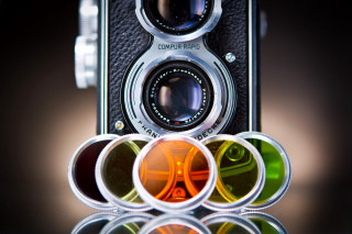 Camera lens circles reflection macro - f 8 aperture free wallpaper