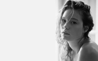 Woman chair hair blowing wind - the wind free wallpaper