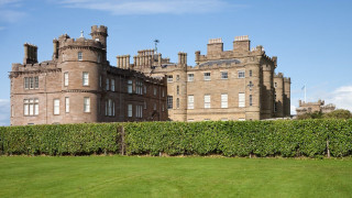 Large building tall hedge sunny - alexander johnston free wallpaper