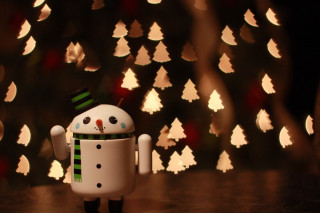 Small robot christmas tree snowman - a christmas tree free wallpaper