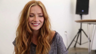 Woman smiling camera speaker table - leesha hannigan free wallpaper