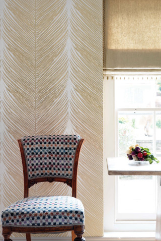 Chair window table vase flowers - gaudy free wallpaper