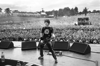 Man stage guitar crowd performance 3 - jimmy nelsson free wallpaper