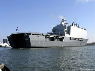 Large ship dock flag flemish - a flemish baroque free wallpaper