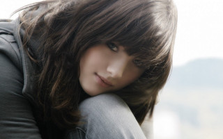 Gothic woman longhair hoodie portrait - girl free wallpaper for desktop