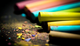 Colored pencils rainbow art blur - pastell free wallpaper