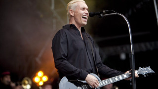 Man guitar microphone stage concert 2 - jimmy nelsson free wallpaper