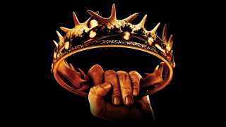 Hand crown golden gameofthrones jewelry - a hand holding free wallpaper