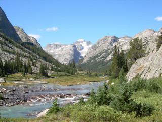 Lush river forest mountains sky - mountain and trees free wallpaper