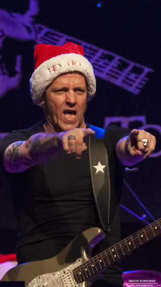 Santa hat guitar stage microphone - eric taylor free wallpaper