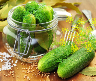 Pickles flower table fork spoon - a fork and spoon free wallpaper