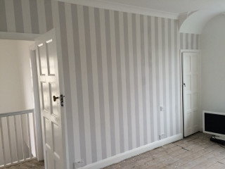 Empty room tv partially open - stroke free wallpaper