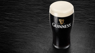 Guinness black table white cap - a black table free wallpaper