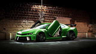 Green sports car brick room - the door free wallpaper for desktop