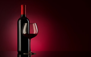 Wine bottle glass table red 2 - a bottle of wine and a glass of wine free wallpaper